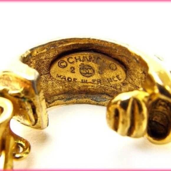 CHANEL Earring gold Women Authentic secondhand